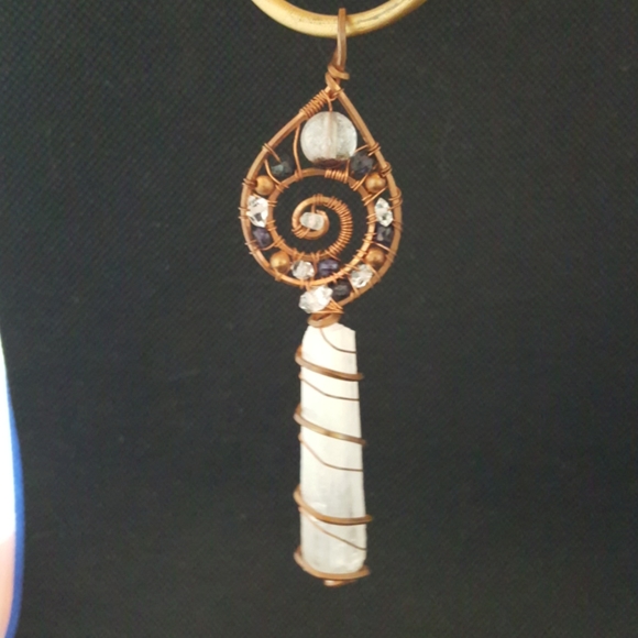 Sacred Spiral Scolecite Wand - Picture 3 of 4